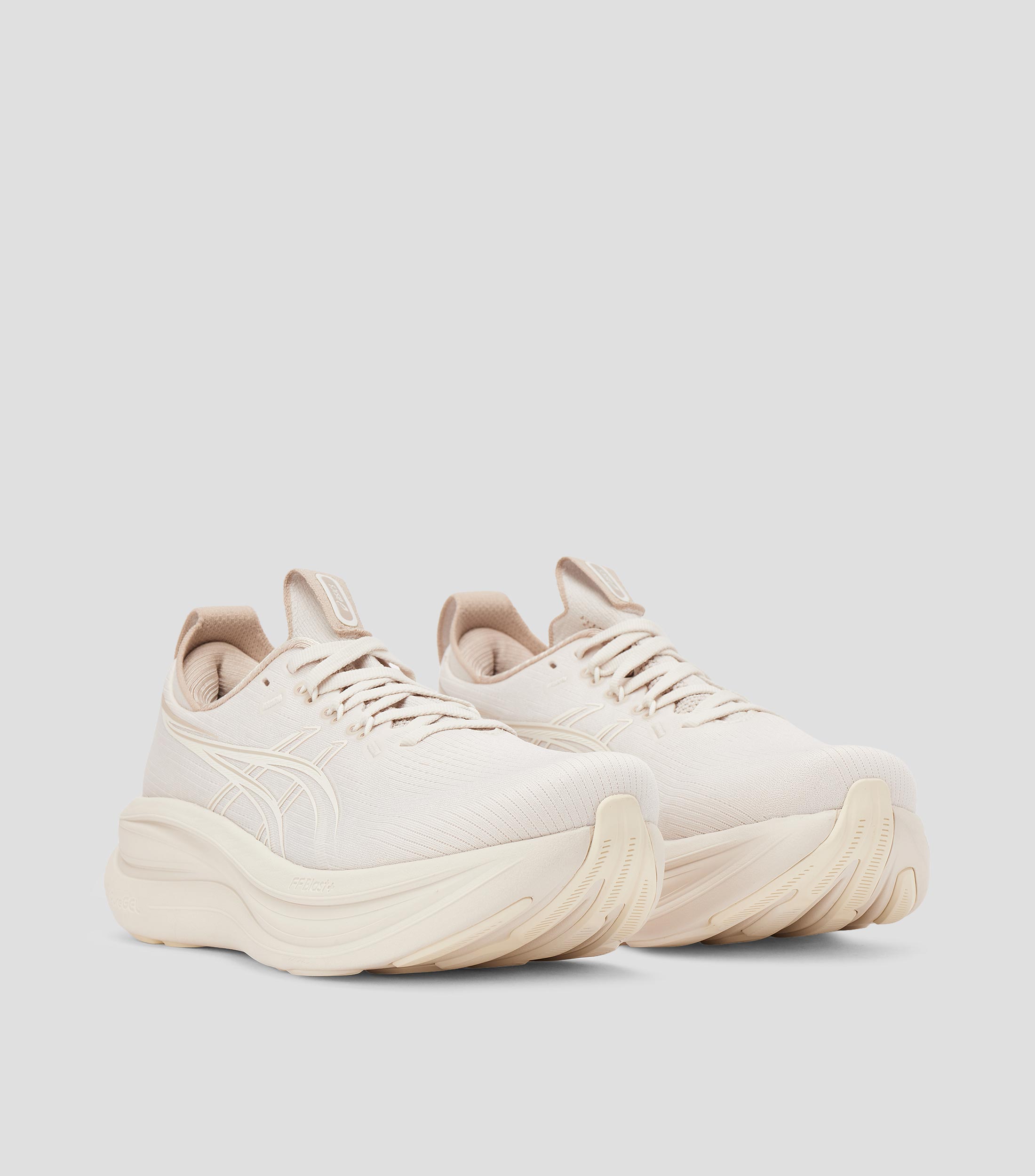 Tenis para correr Nimbus 28 Mujer